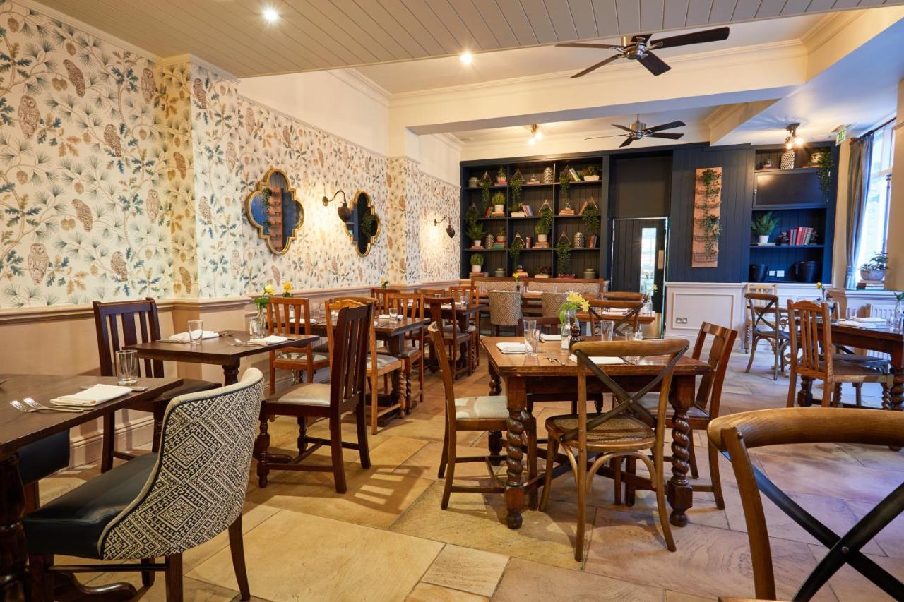 The Fleece At Cirencester Exterior photo The interior of the restaurant